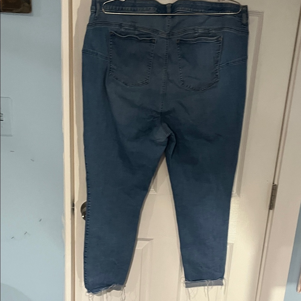 Torrid Blue Ankle Jeans - Picture 3 of 3